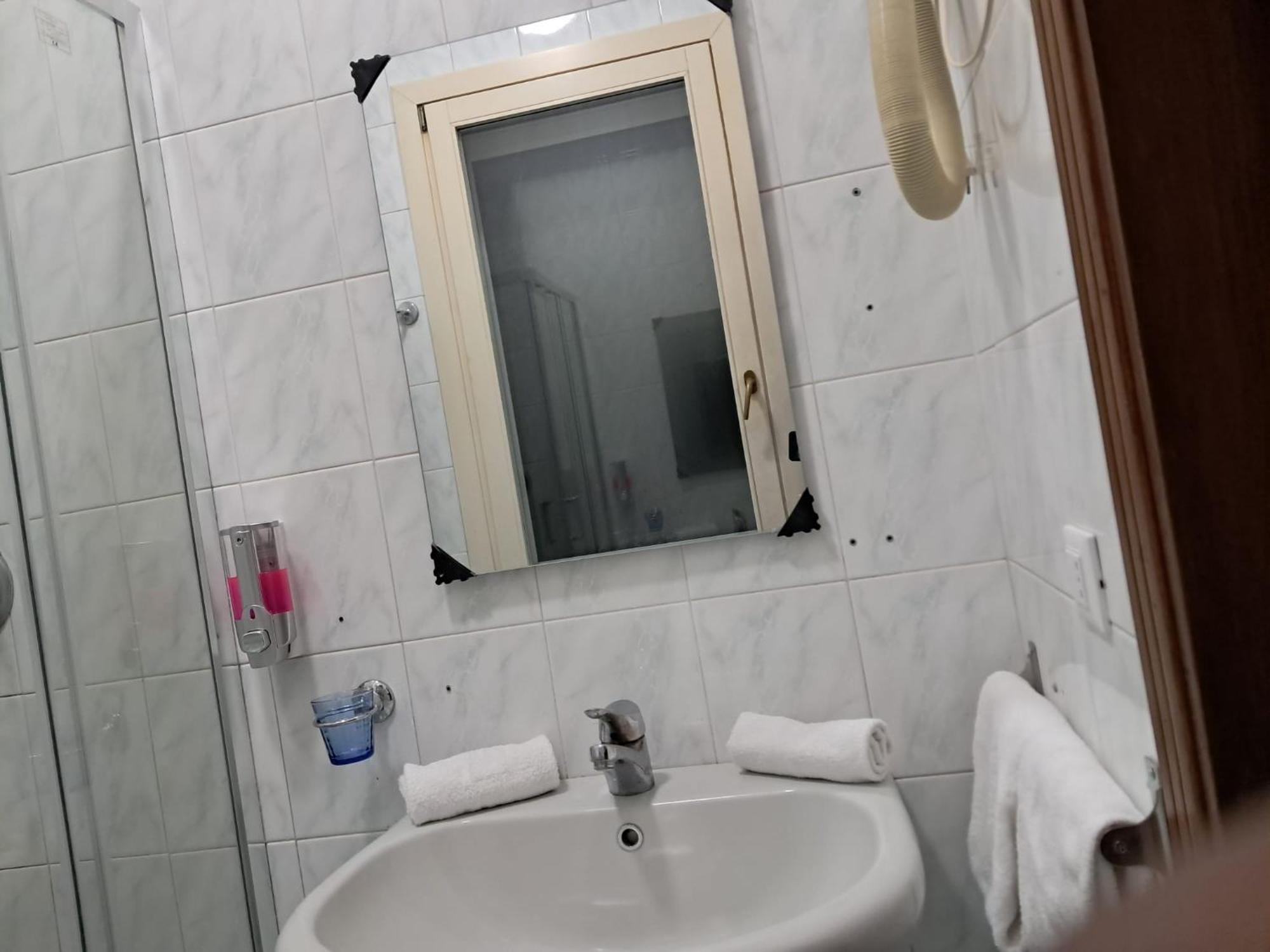 Hotel Tito 2 Mestre Kültér fotó